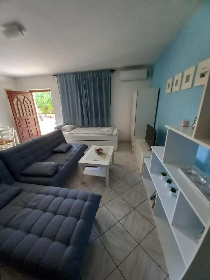 L&m Rogoznica (Sibenik-Knin)