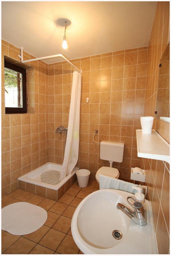 L&m Rogoznica (Sibenik-Knin)